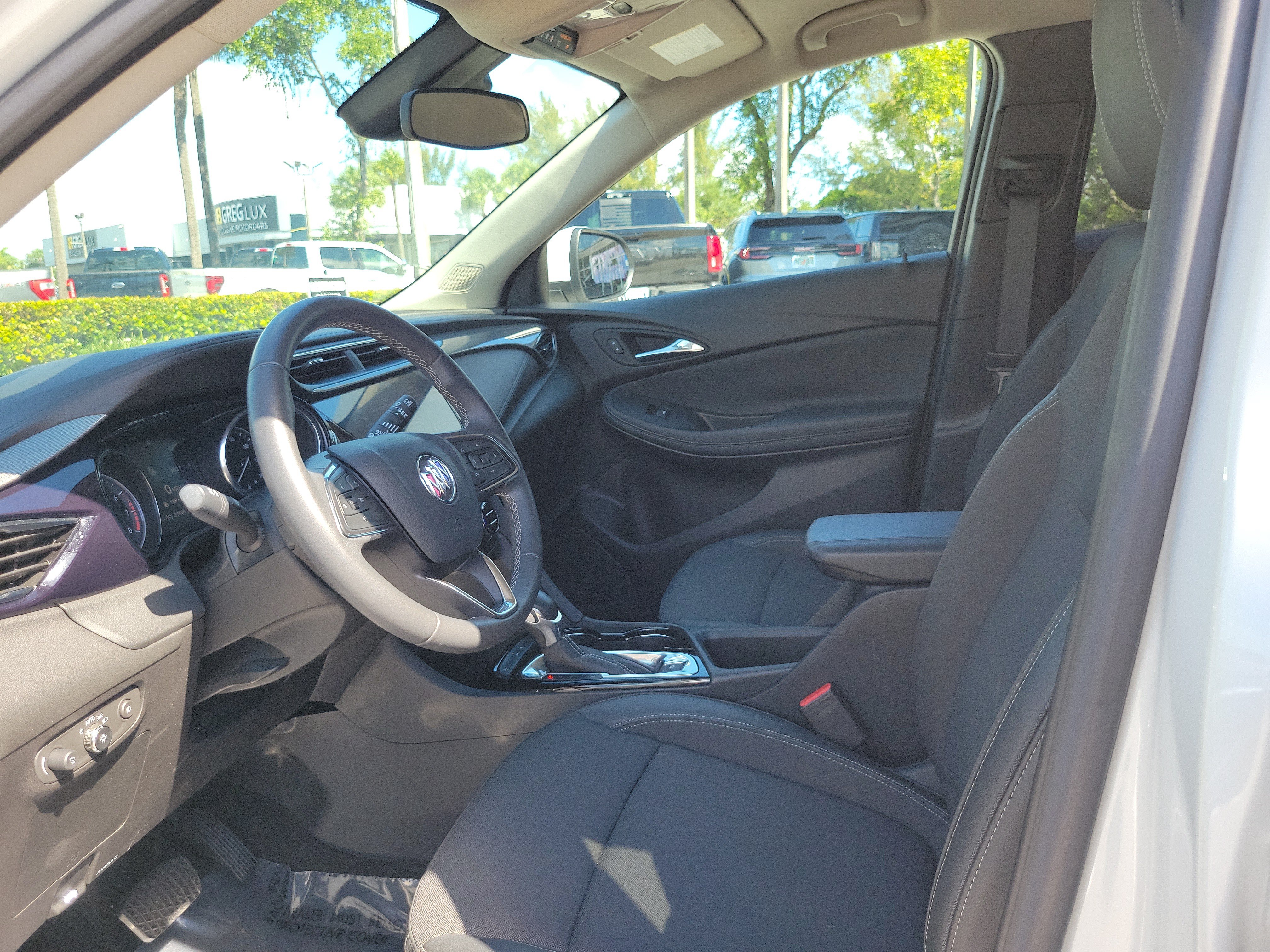 Used 2023 Buick Encore GX Select w/ Sport Touring Package FWD image 11