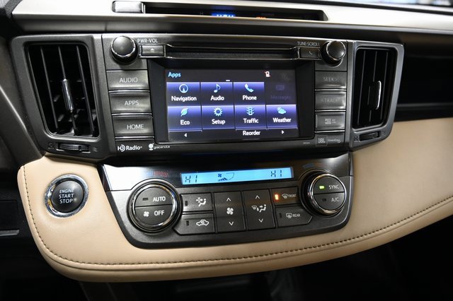 Used 2014 Toyota RAV4 Limited image 16