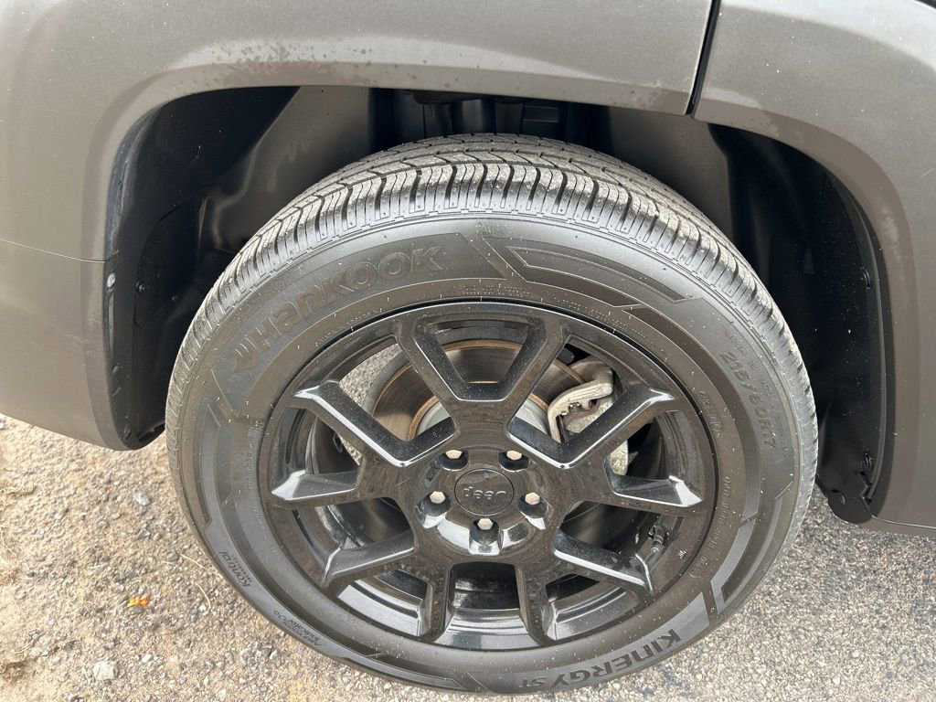 Used 2020 Jeep Renegade Altitude image 5