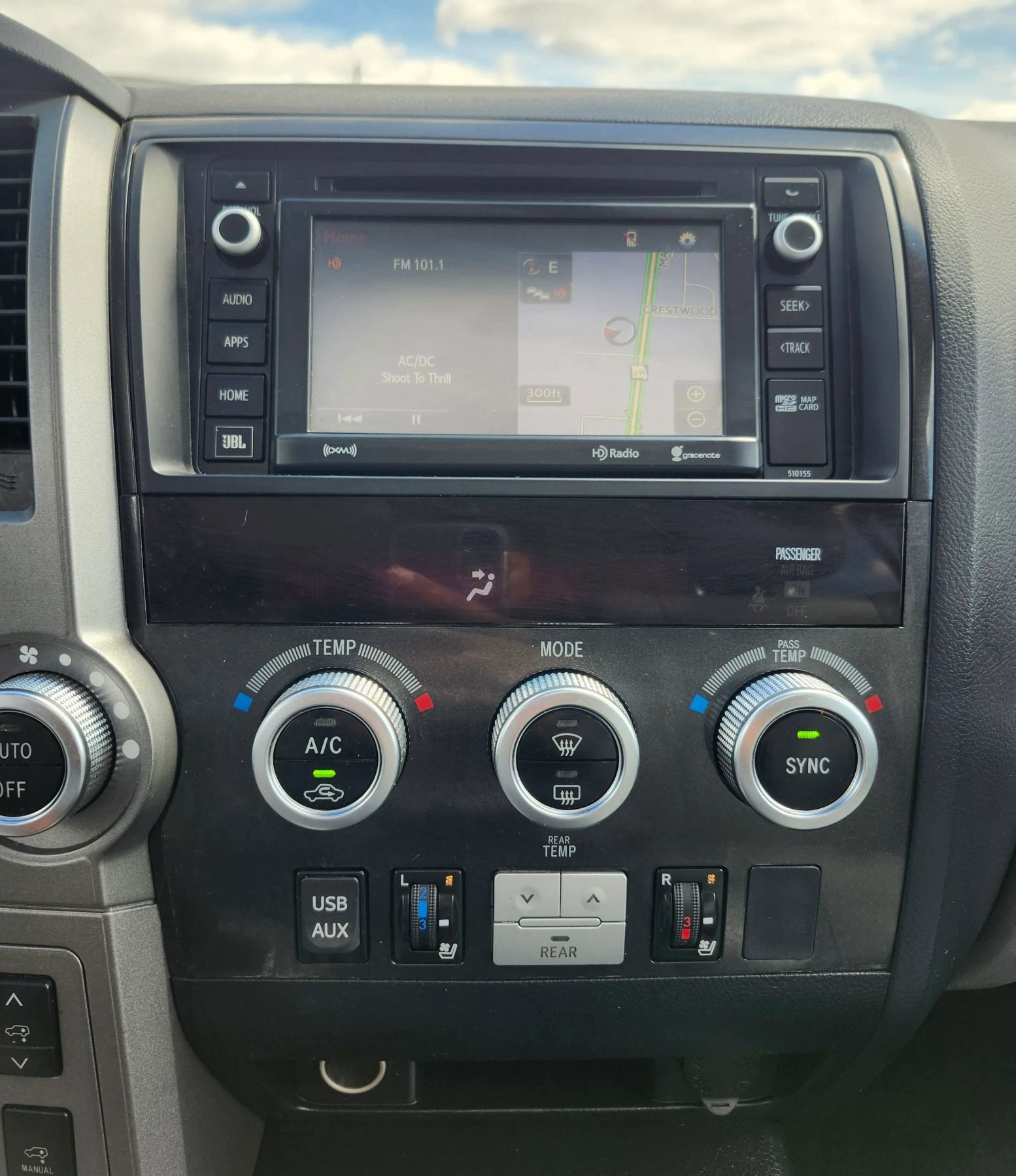 Used 2016 Toyota Sequoia Platinum AWD/4WD image 34
