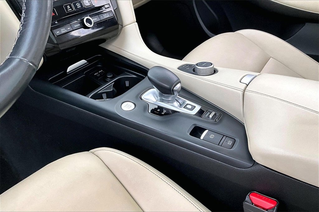 Used 2021 INFINITI QX50 Luxe w/ Cargo Package image 17