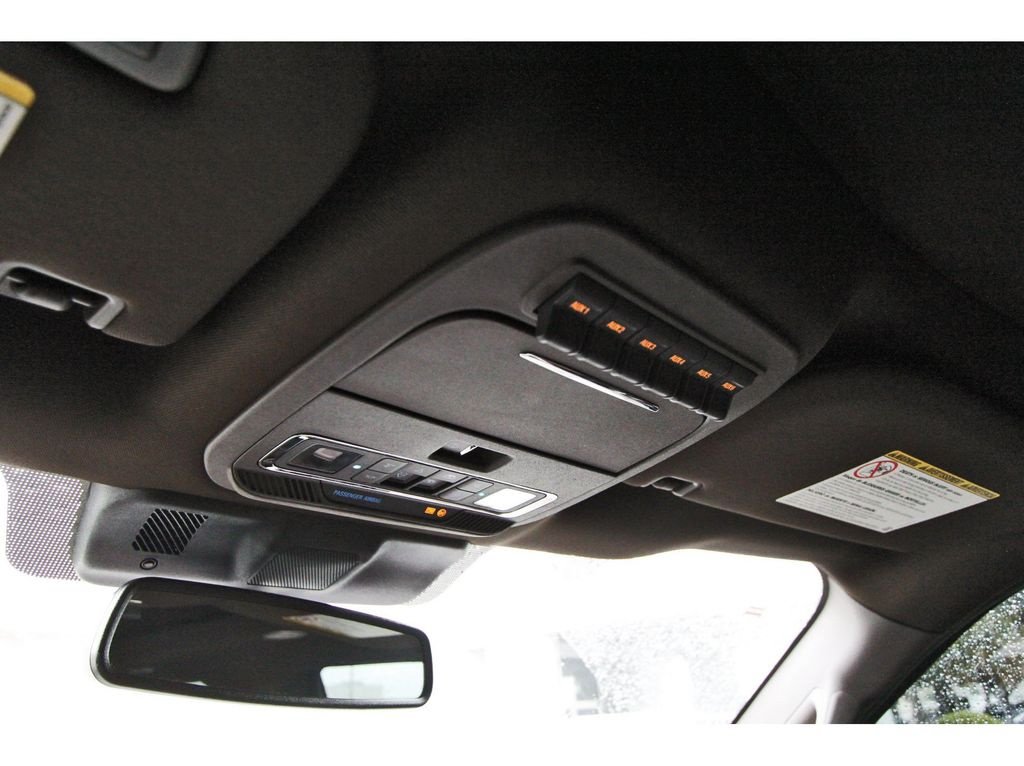 Used 2024 Ford F250 King Ranch w/ FX4 Off-Road Package AWD/4WD image 19