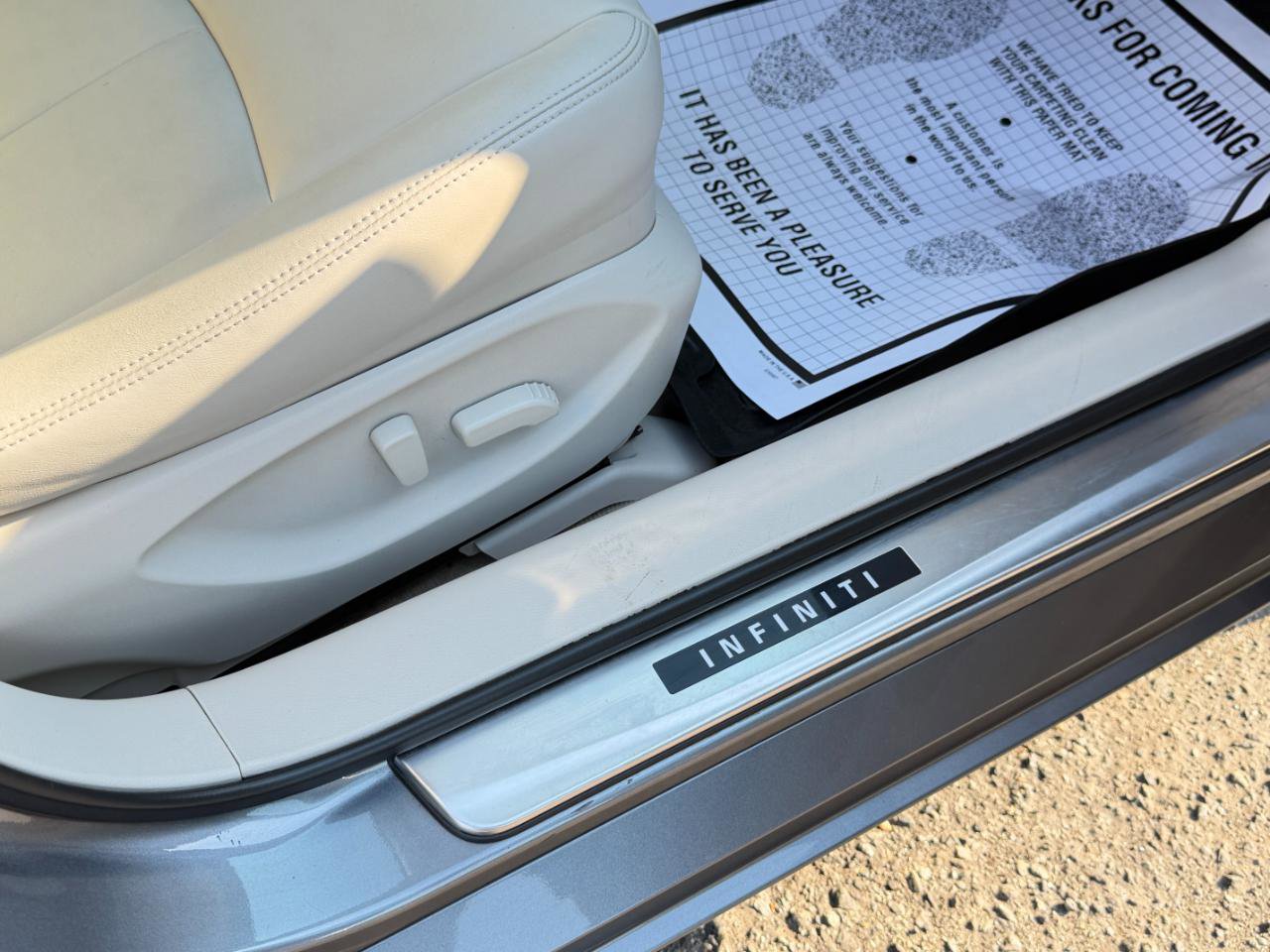Used 2014 INFINITI Q50 AWD w/ Moonroof Package image 43