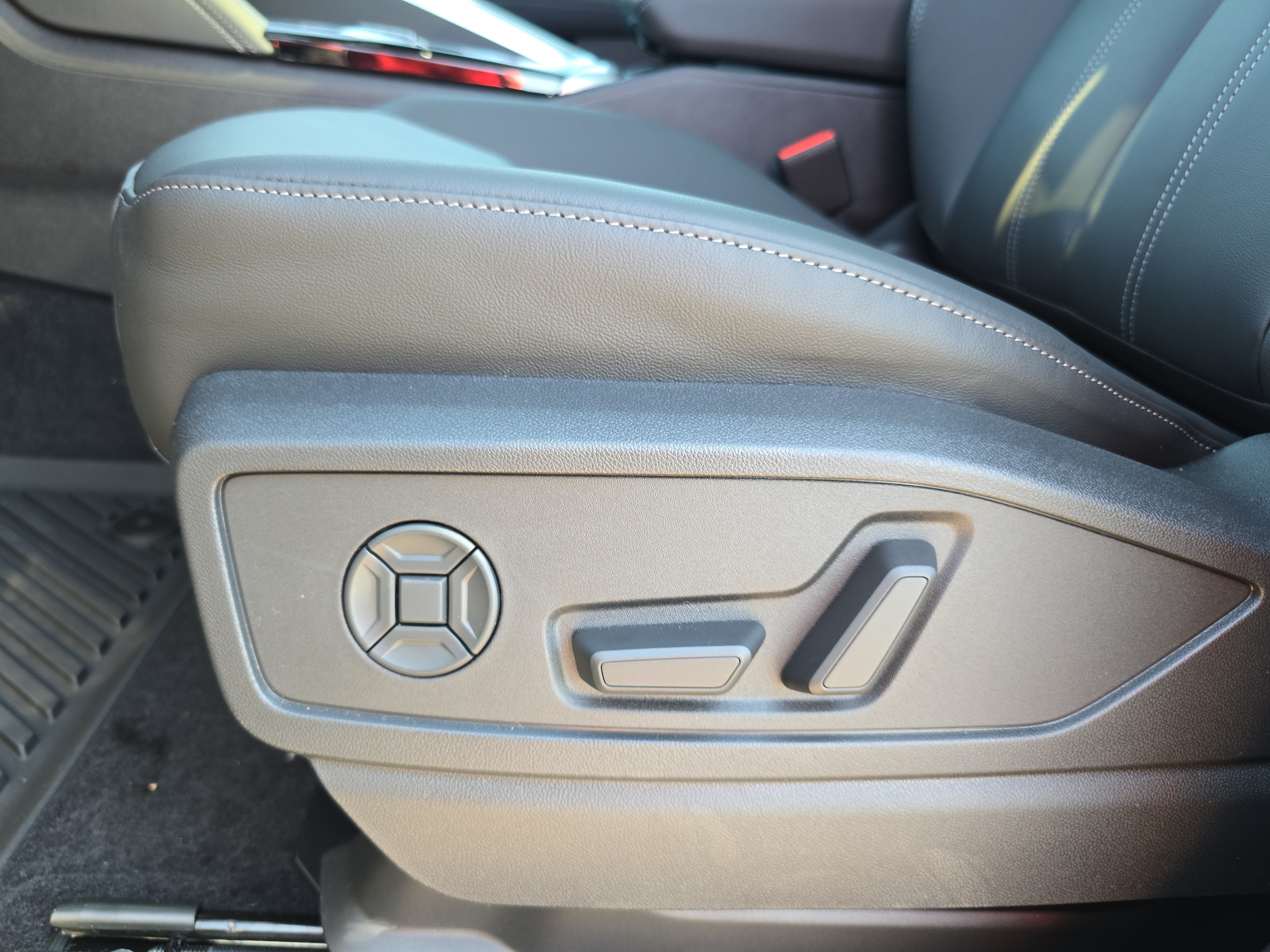 New 2026 Audi Q5 Premium Plus AWD/4WD image 28