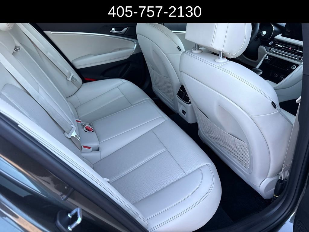 Certified 2026 Genesis G70 2.5T image 12