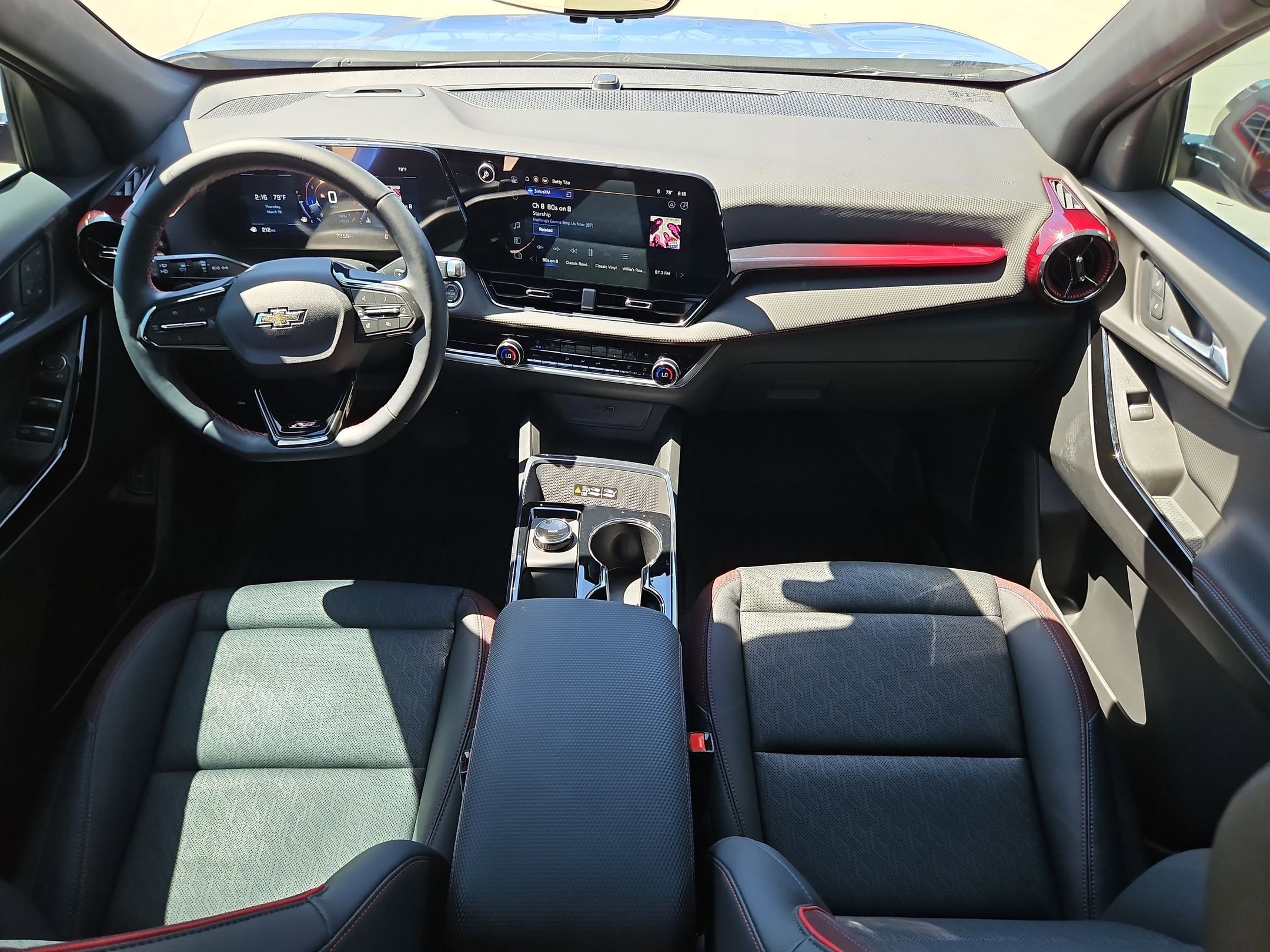 Certified 2025 Chevrolet Equinox RS w/ Safety and Technology Package image 17