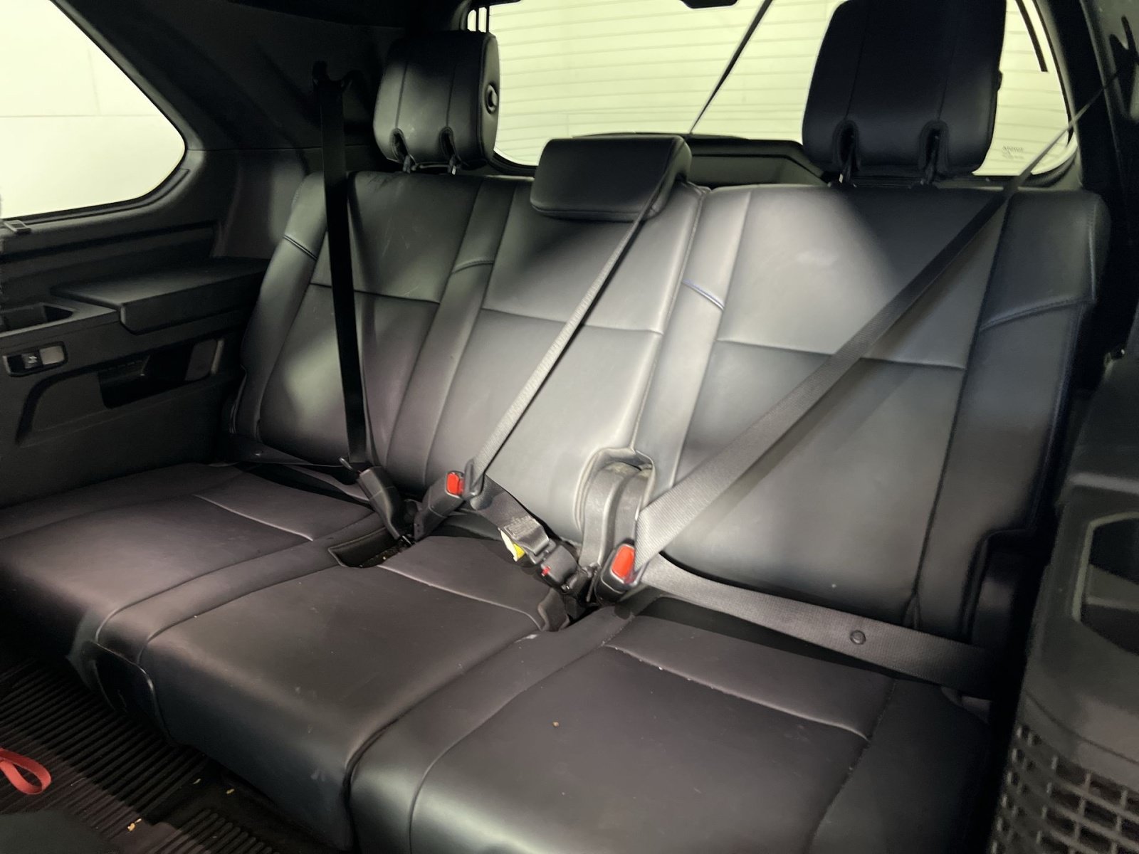Used 2024 Toyota Sequoia Platinum AWD/4WD image 25