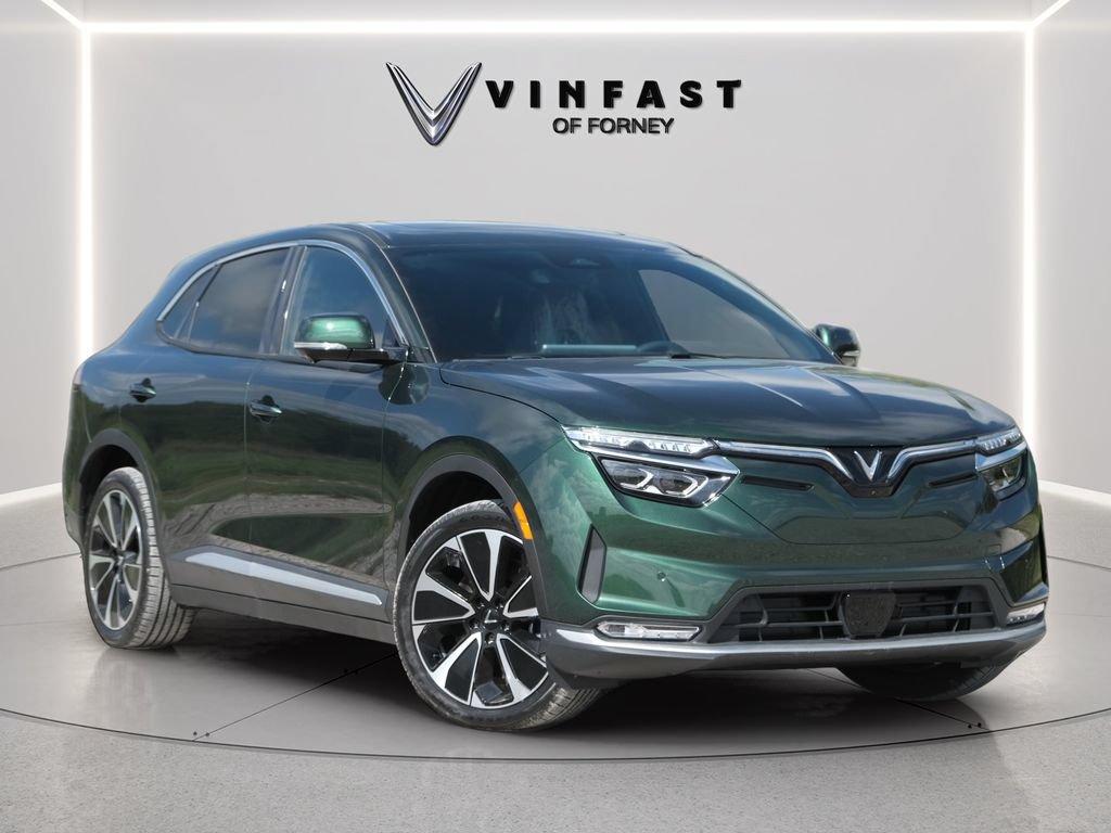 Used 2023 VinFast VF 8 Eco AWD/4WD image 4