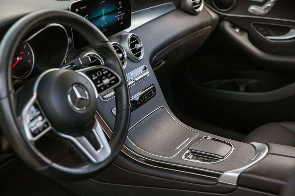 Used 2022 Mercedes-Benz GLC 300 image 14