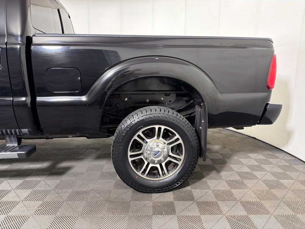 Used 2016 Ford F250 Lariat w/ Lariat Ultimate Package AWD/4WD image 5