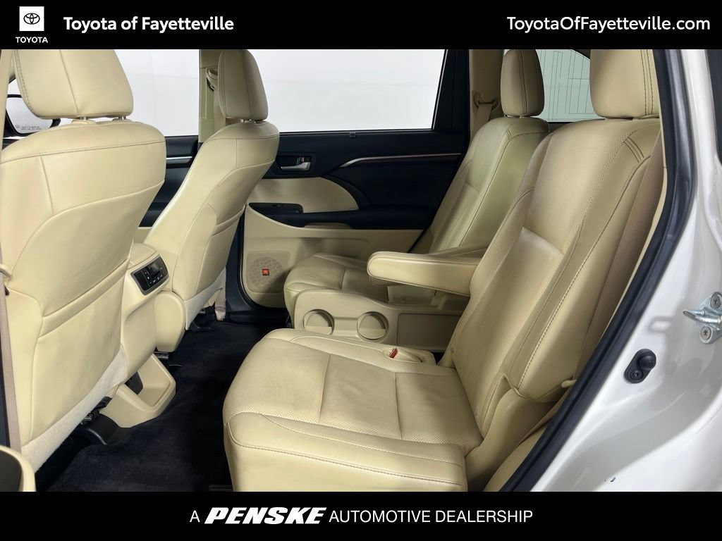 Used 2015 Toyota Highlander Limited FWD image 24