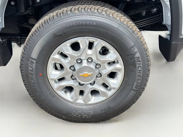 New 2026 Chevrolet Silverado 3500 W/T AWD/4WD image 30