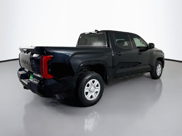 Used 2025 Toyota Tundra SR w/ SR Tow Package AWD/4WD image 10