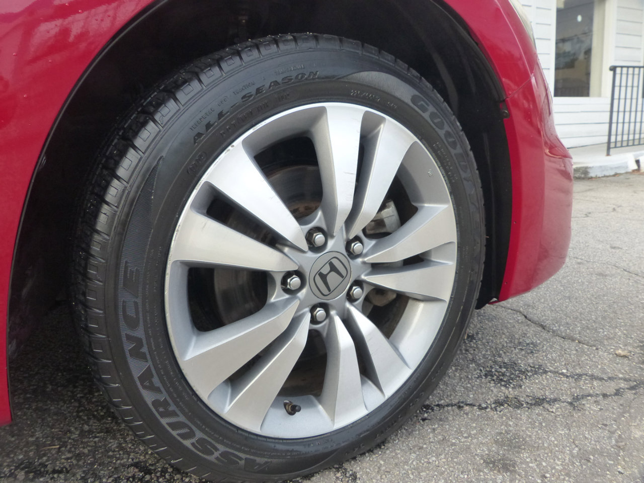 Used 2011 Honda Accord EX-L image 26