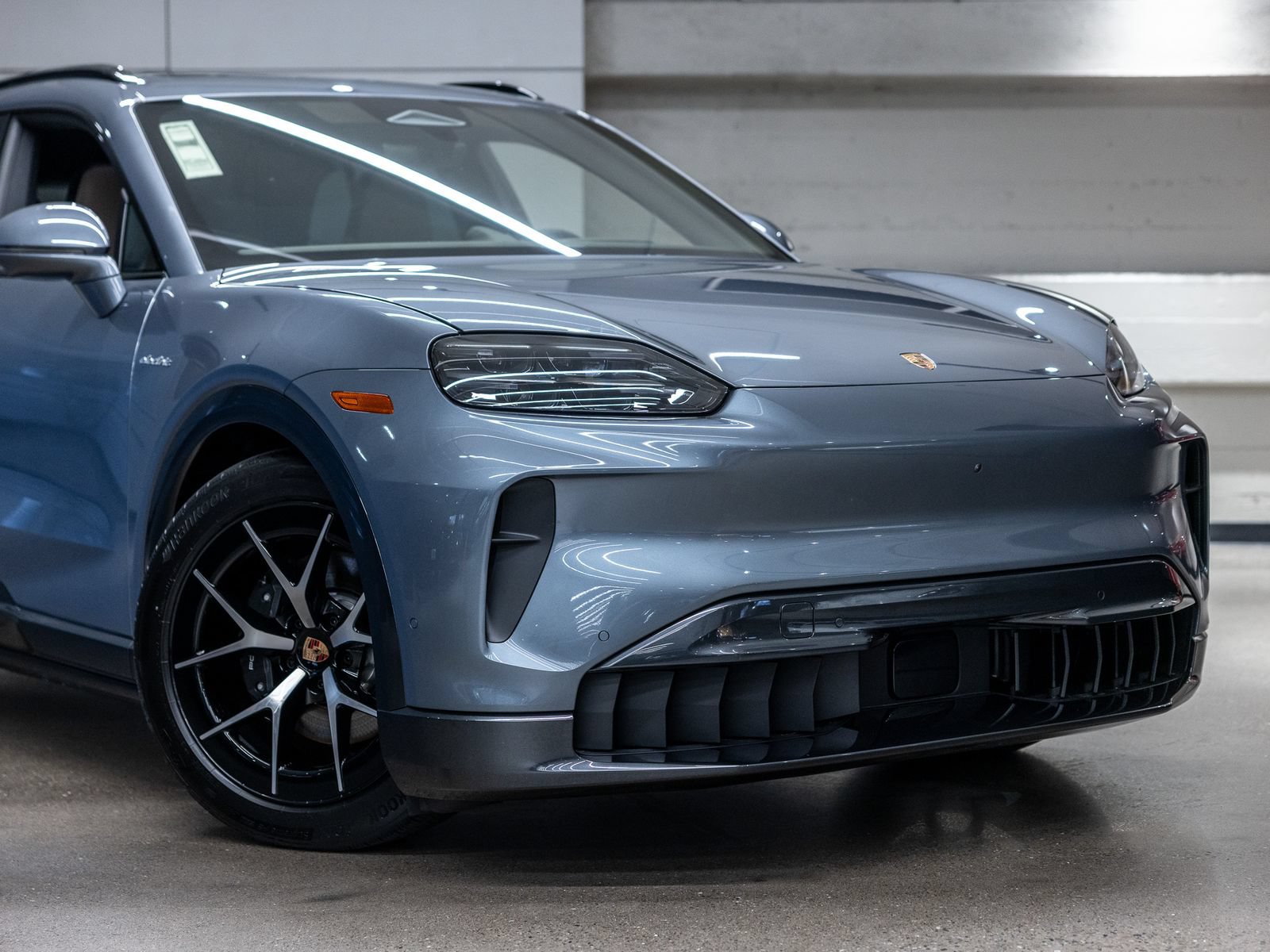 New 2026 Porsche Cayenne Electric AWD/4WD image 15
