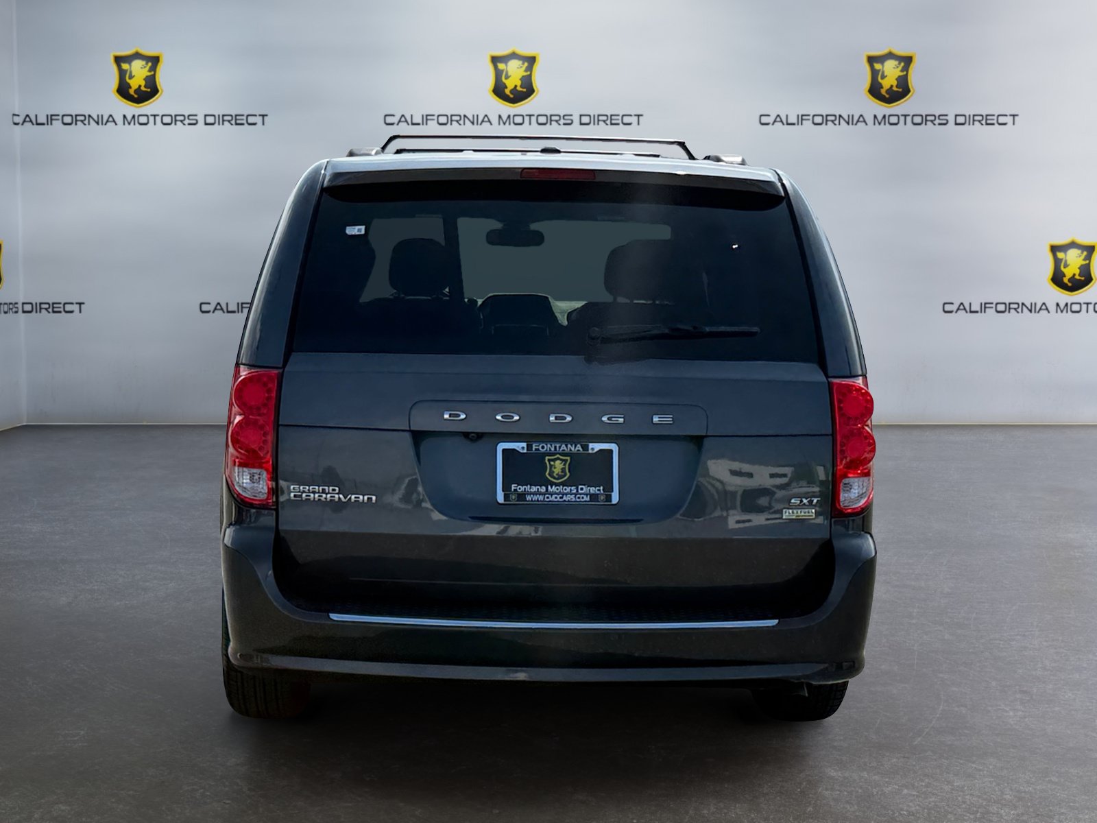 Used 2019 Dodge Grand Caravan SXT FWD image 4