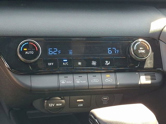 Certified 2025 Hyundai Elantra Sport FWD image 15