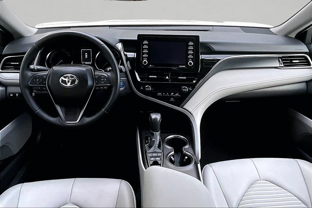 Certified 2024 Toyota Camry SE FWD image 8