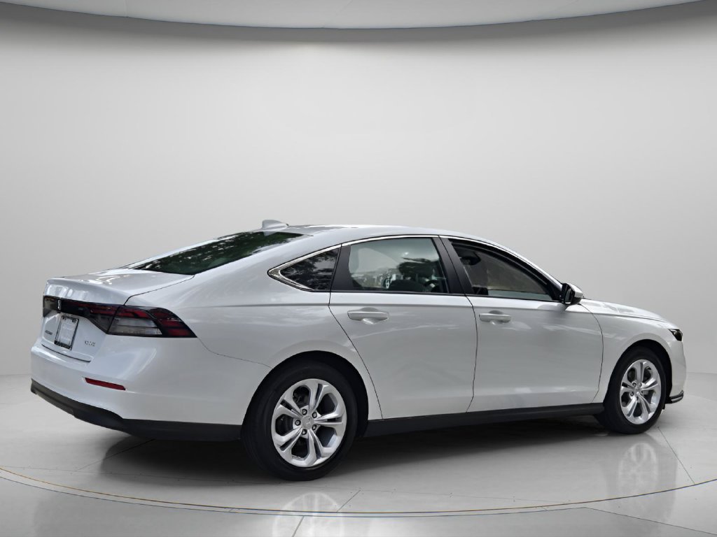 Certified 2025 Honda Accord LX image 7