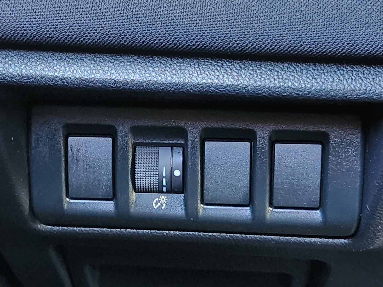 Used 2023 Subaru Outback Premium image 27