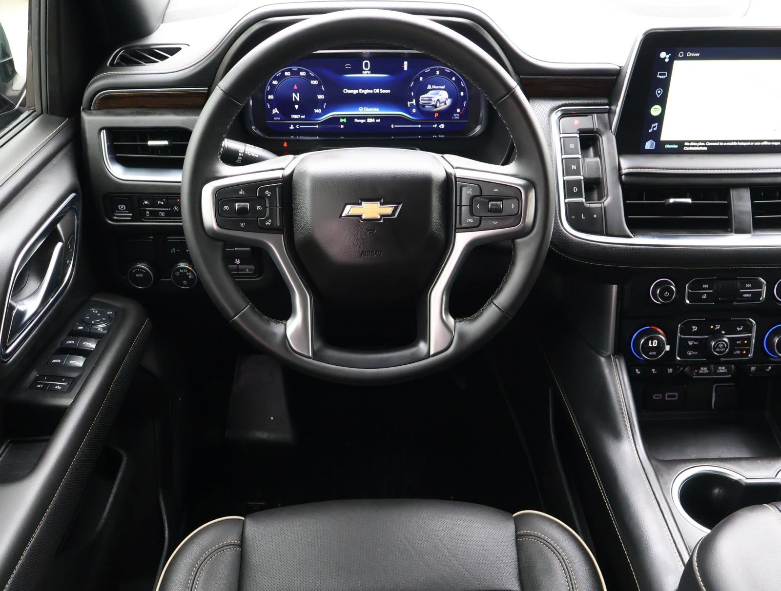 Used 2024 Chevrolet Tahoe Premier w/ Premium Package image 11