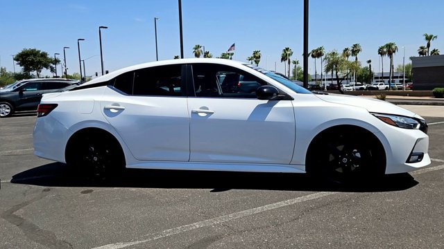 Used 2022 Nissan Sentra SR FWD image 9