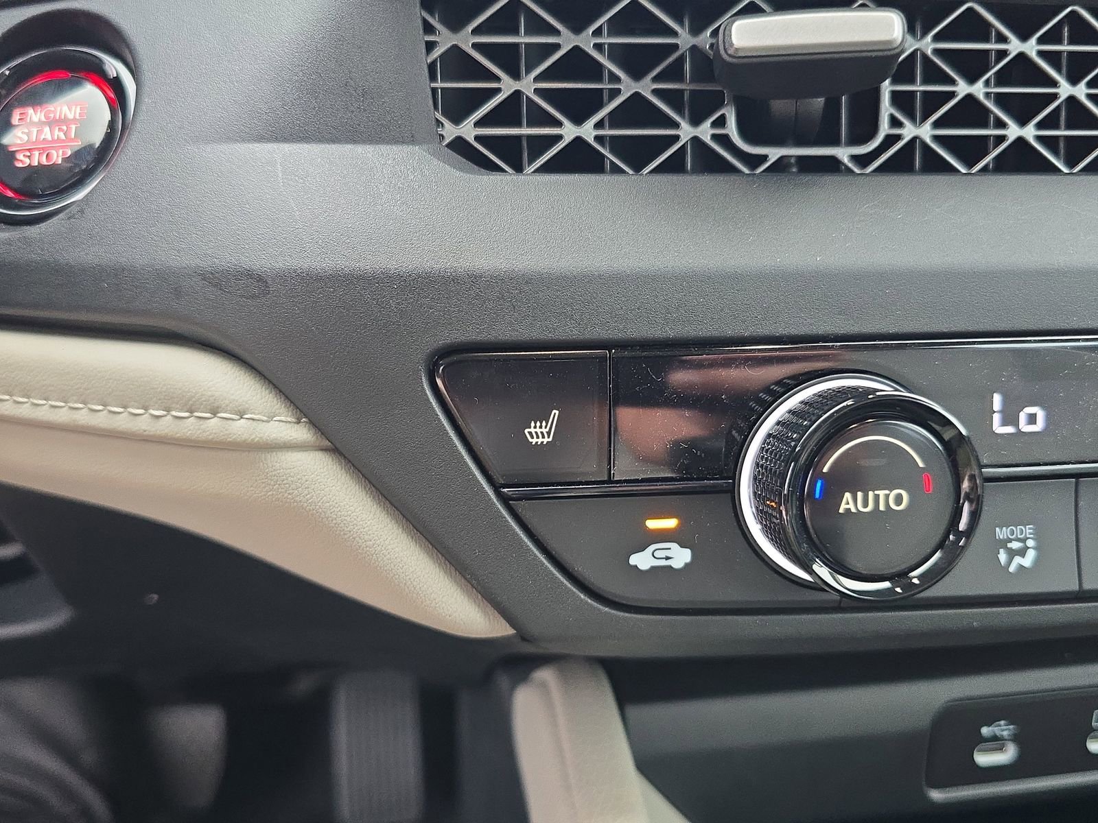 Certified 2025 Honda Accord SE image 18