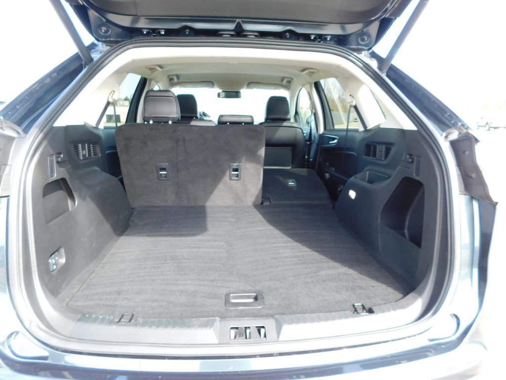 Used 2024 Ford Edge SEL w/ Convenience Package image 24