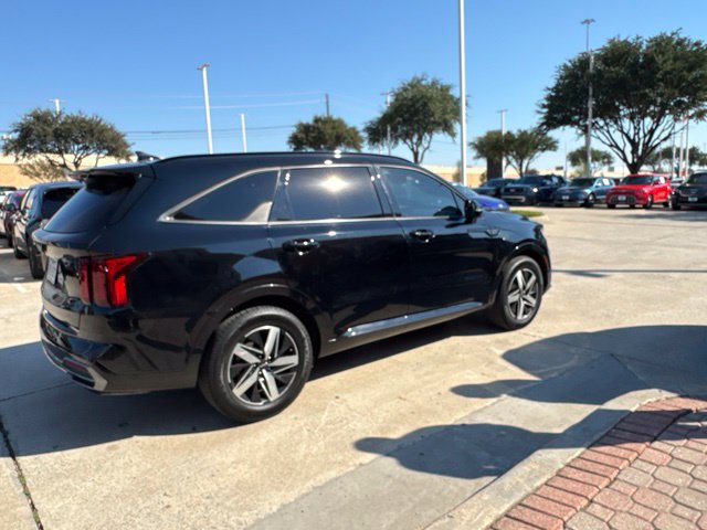 Used 2023 Kia Sorento EX FWD image 9