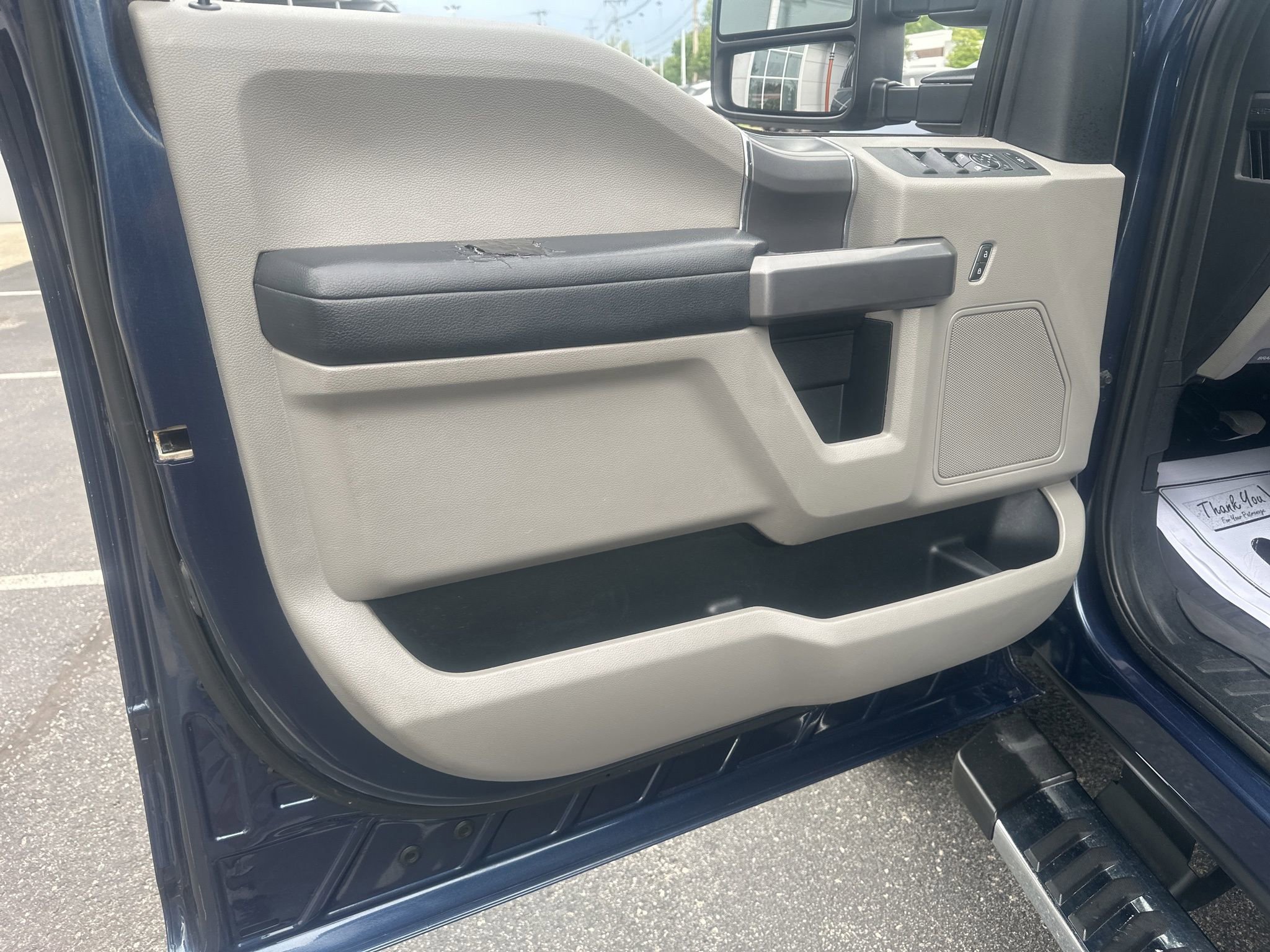 Used 2019 Ford F250 XLT w/ XLT Premium Package AWD/4WD image 21