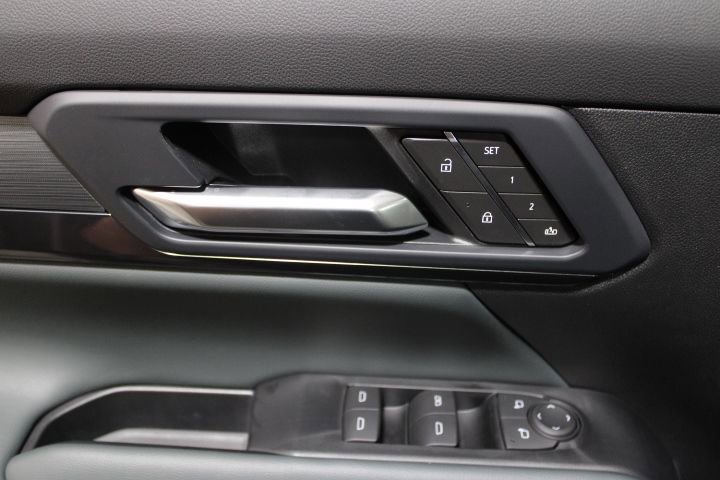 New 2026 GMC Terrain AT4 AWD/4WD image 16