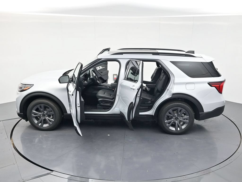 New 2026 Ford Explorer Active w/ Active Comfort Package AWD/4WD image 43