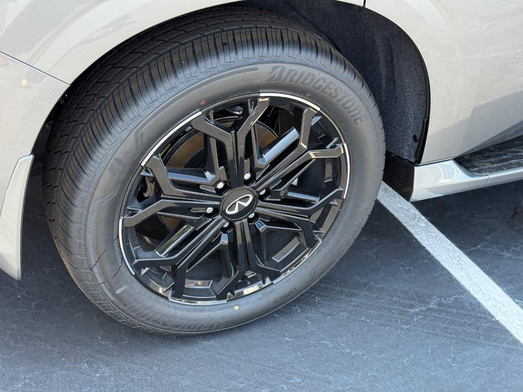 New 2027 INFINITI QX80 Sensory w/ Sport Exterior Package AWD/4WD image 4