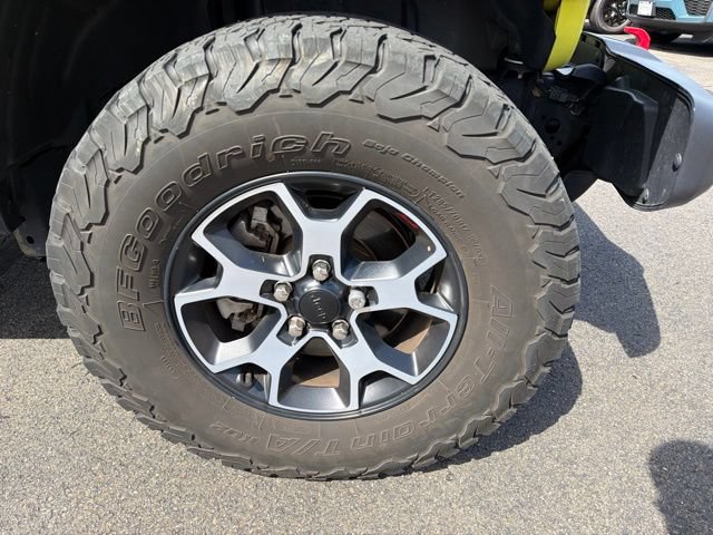 Used 2022 Jeep Wrangler Rubicon w/ LED Lighting Group AWD/4WD image 10