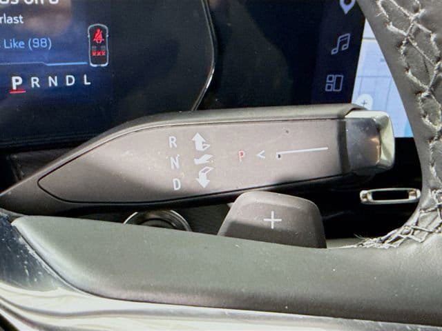 Used 2026 Chevrolet Equinox LT w/ LPO, Floor Liner Package AWD/4WD image 17
