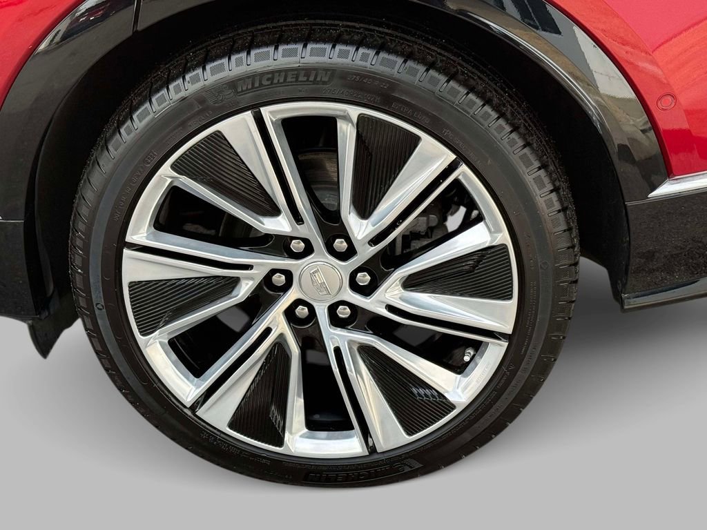 Used 2024 Cadillac Lyriq Luxury w/ LPO, Floor Liner Package image 14