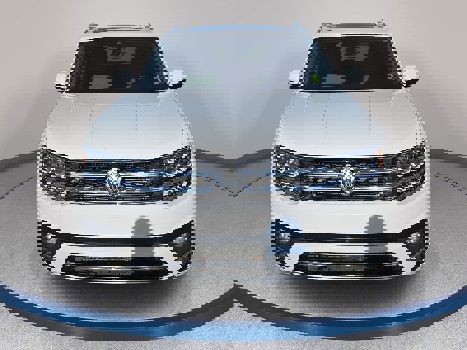 Used 2018 Volkswagen Atlas SEL w/ R-Line Package image 2