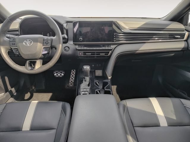 Used 2025 Toyota Camry SE w/ Convenience Package FWD image 10