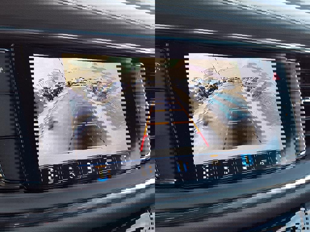 Used 2024 Buick Enclave Premium FWD image 35