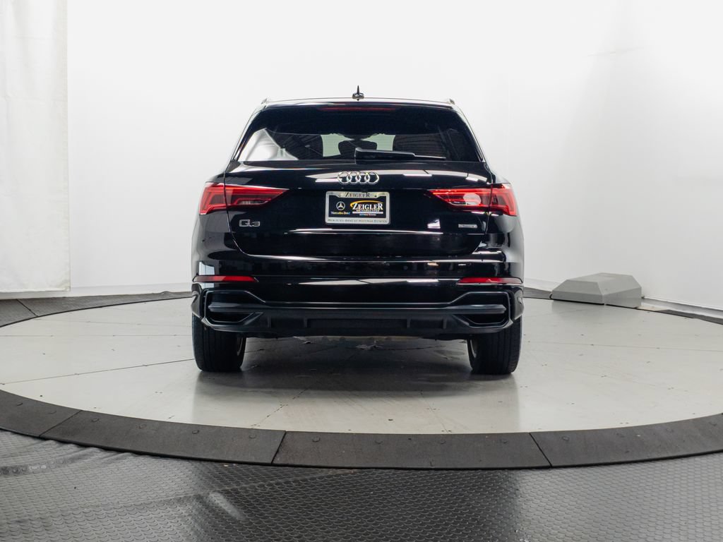Used 2021 Audi Q3 2.0T Premium Plus w/ Premium Plus Package AWD/4WD image 24