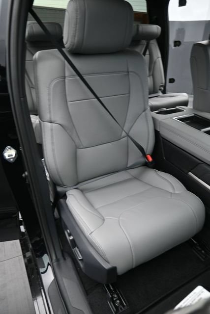 New 2026 Toyota Tundra Limited AWD/4WD image 16
