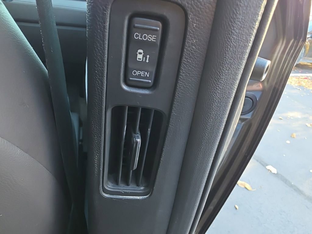 Used 2019 Honda Odyssey EX-L image 42