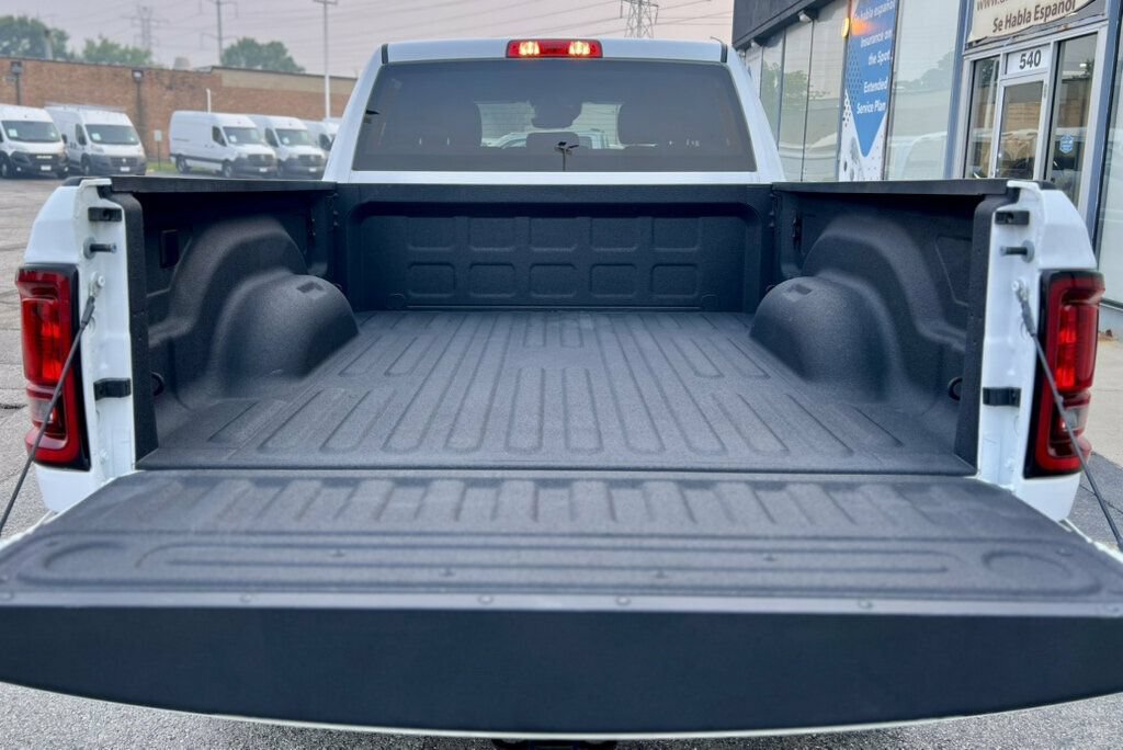 Used 2026 RAM 2500 Big Horn AWD/4WD image 8