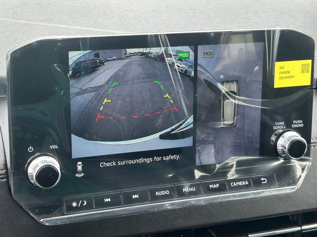 Used 2025 Mitsubishi Outlander 4WD Plug-In Hybrid image 15