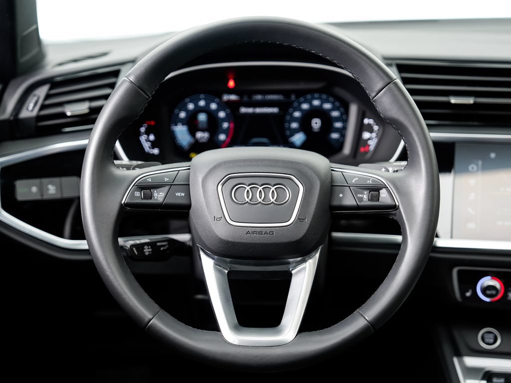Certified 2025 Audi Q3 2.0T Premium w/ Convenience Package AWD/4WD image 20