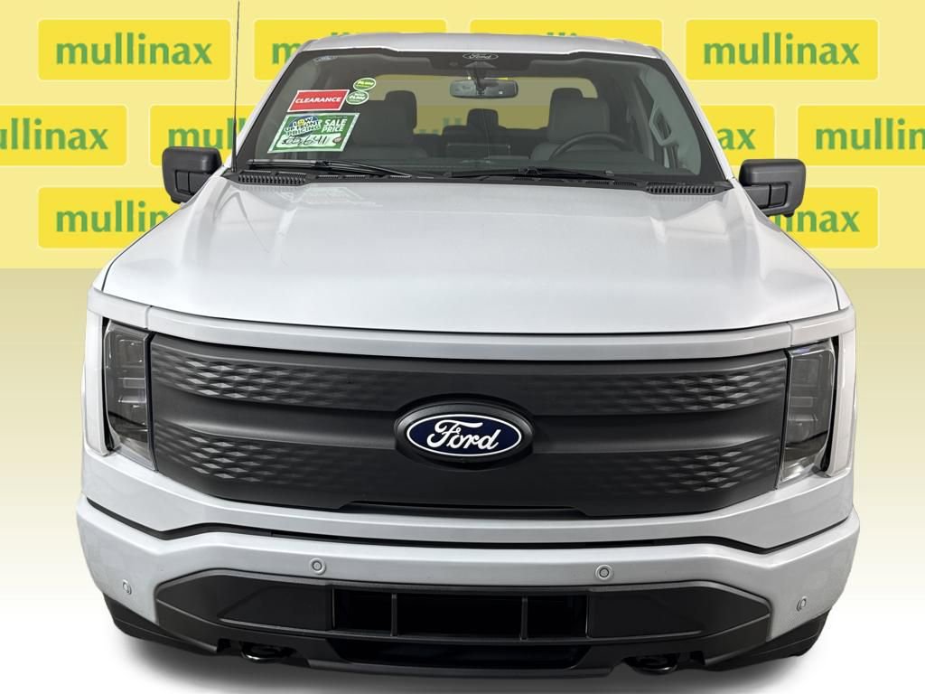 New 2025 Ford F150 Lightning Flash image 19