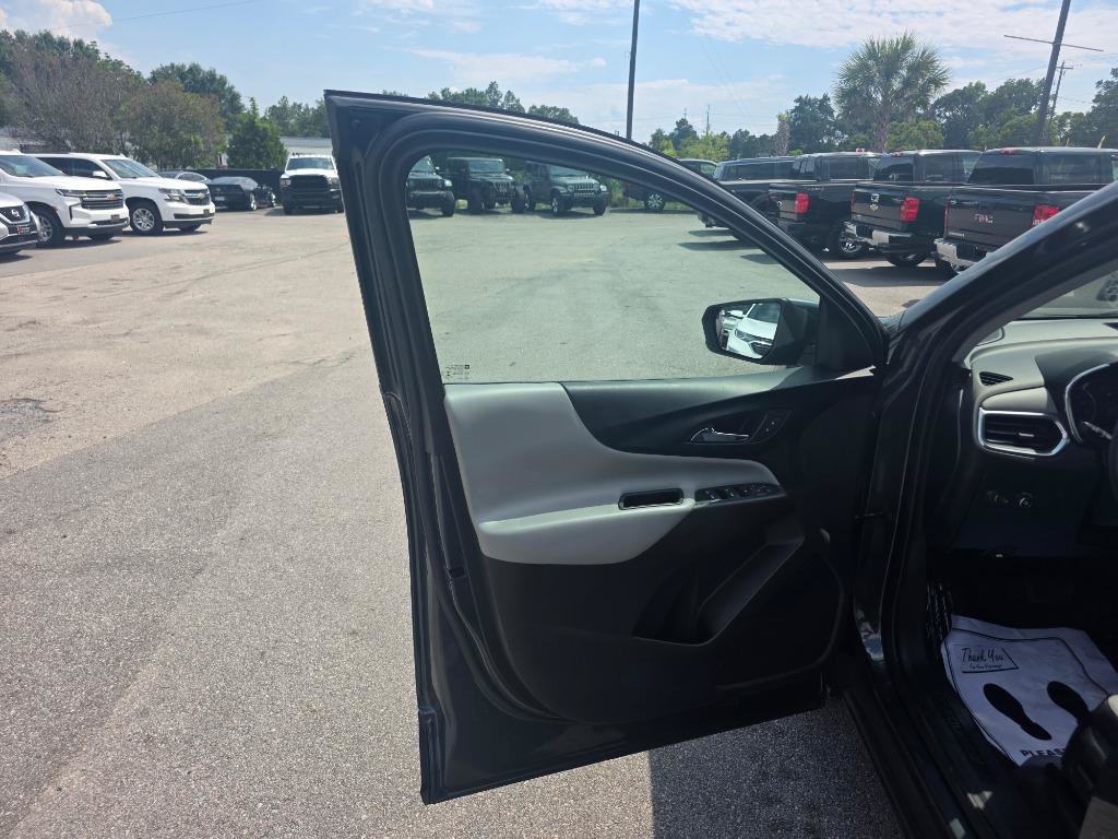 Used 2019 Chevrolet Equinox LT w/ LPO, Floor Liner Package FWD image 6