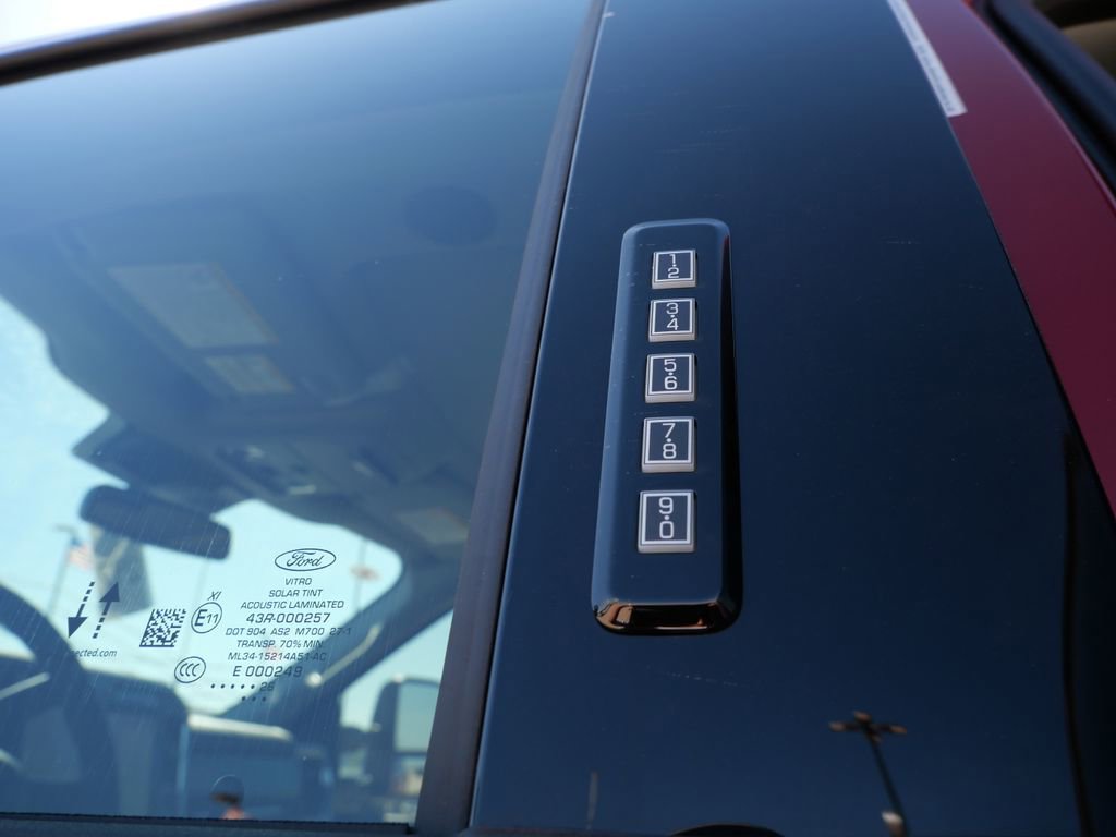 New 2026 Ford F250 Lariat w/ Black Appearance Package image 15