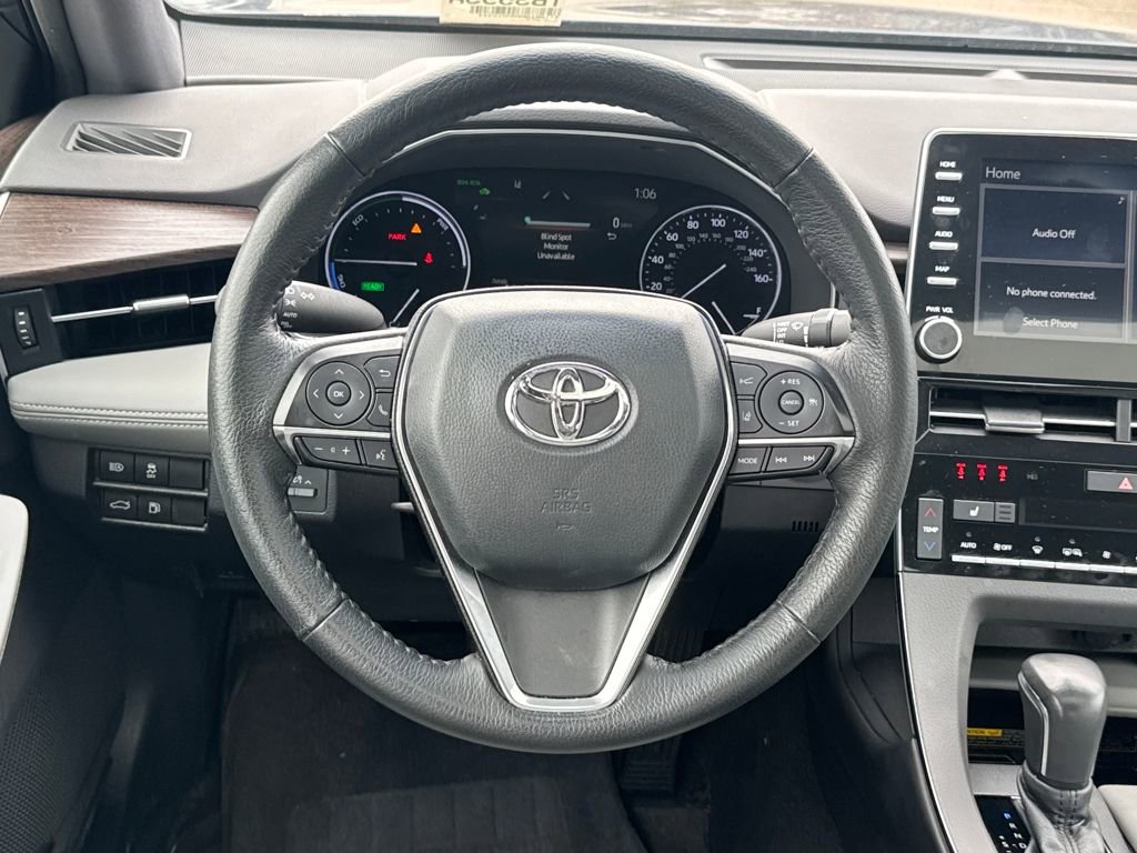 Used 2021 Toyota Avalon XLE w/ Moonroof Package image 12