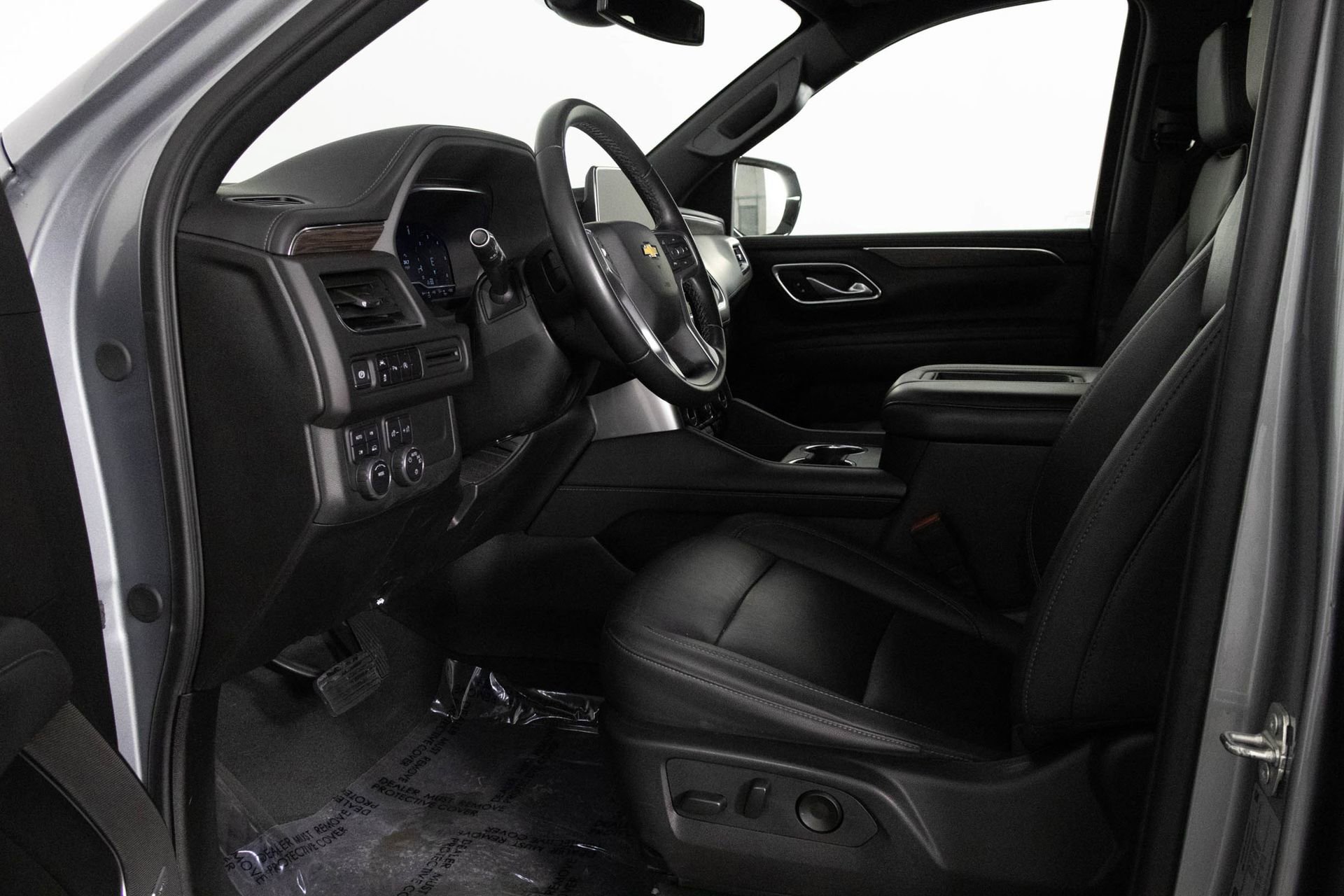 Used 2024 Chevrolet Tahoe LT image 17